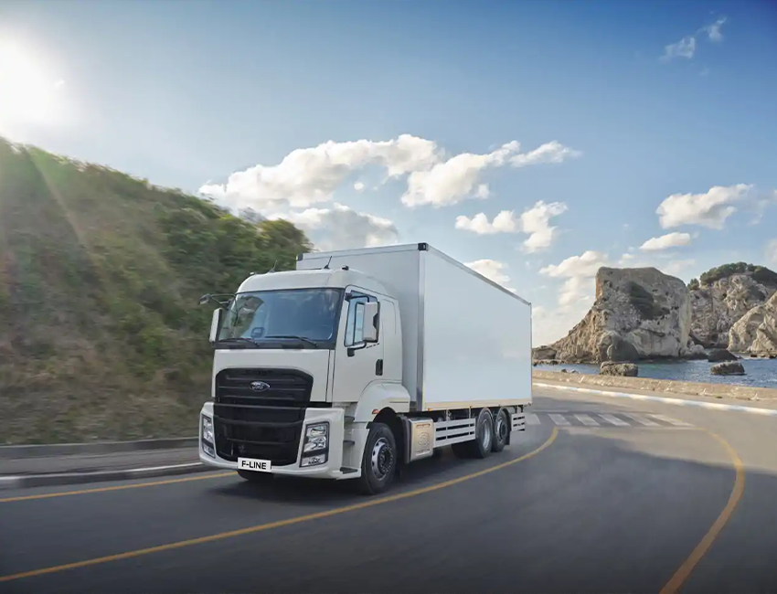 Amplitude-Auto-Ford-Trucks-F-Line-Tracteurs