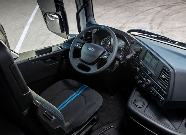 Amplitude-Auto-Ford-Trucks-F-Max-500