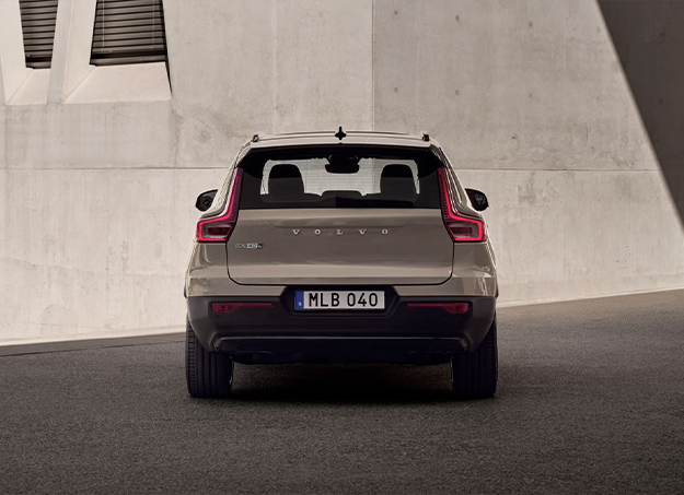 Amplitude-Auto-Volvo-EX40