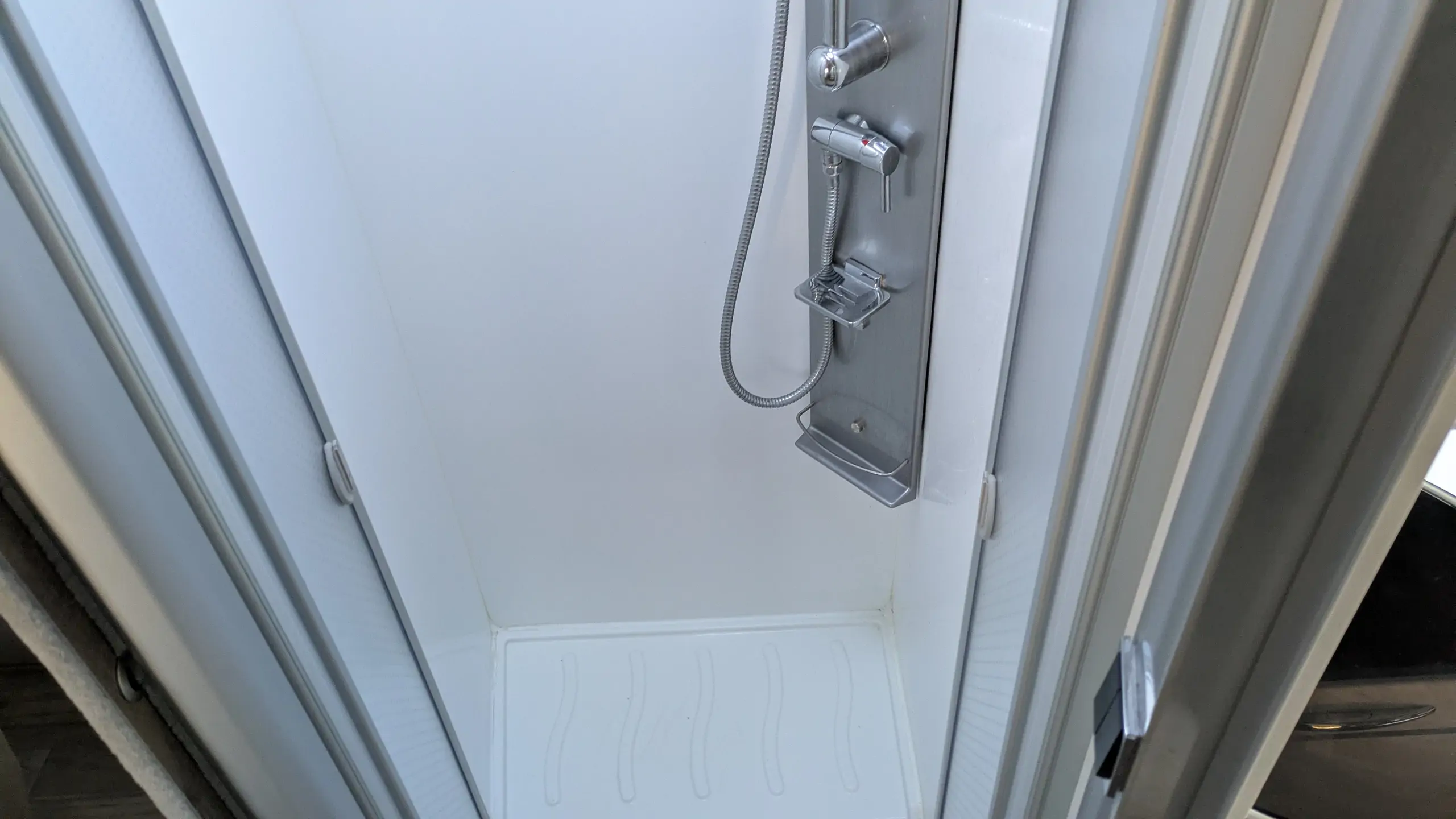 Image  BAVARIA INITIAL I741FC ALLURE integral